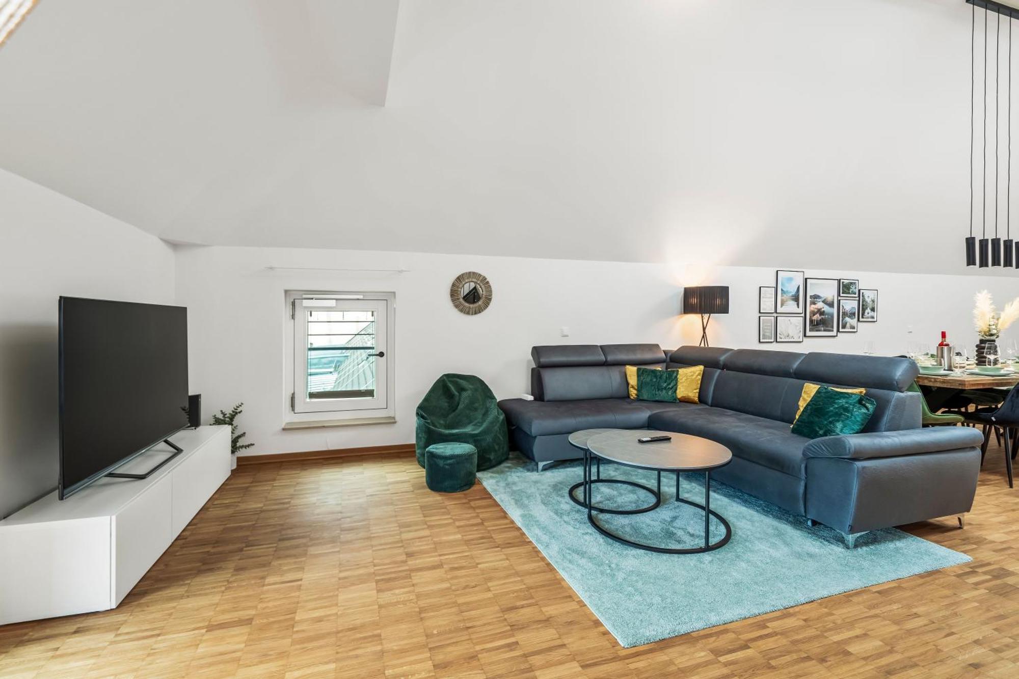 Appartement Dnd Design Loft I 170Qm I Parken I Balkon I Workstation I Netflix I Kaffee I Waschmaschine I Trockner I Xbox I Ausblick à Wurtzbourg Extérieur photo